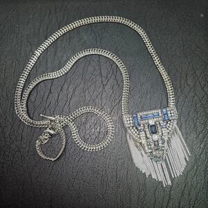 Chloe + Isabel Art Deco Jardins Du Trocadero Lg Pendant Necklace Rhodium-plated